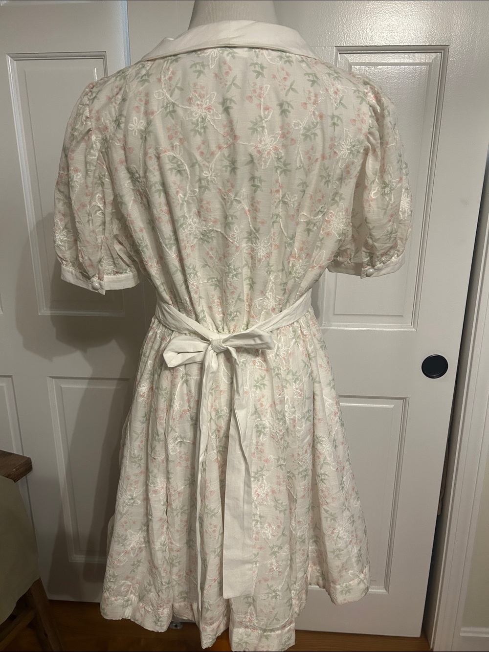 Mable Coquette Floral embroidered Puff-Sleeve Mini Dress w/ Peter Pan Collar. - Picture 4 of 12